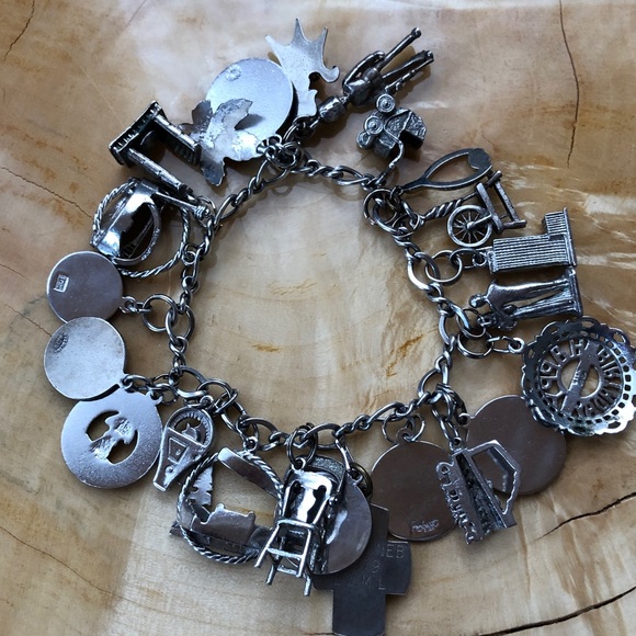 Vintage 24 charm Silver charm bracelet - Picture 2 of 15